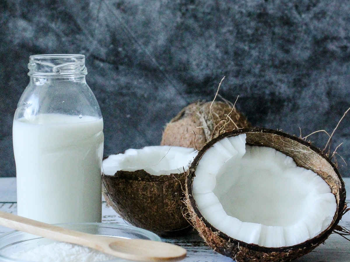 does coconut milk cause acne