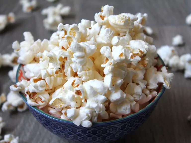 Does Popcorn cause Acne Breakouts? Fact or Fiction