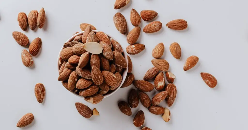 nutritional profile of almond